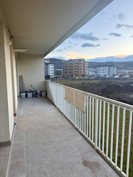 Apartament de 3 camere,bloc nou,etaj intermediar, Eroilor Residence