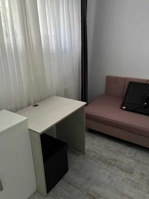 Apartament o camera, 40mp, zona Iulius Mall