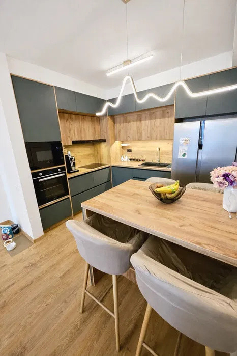 Apartament 2 camere, 54mp, etaj intermediar, terasa, zona Intre Lacuri