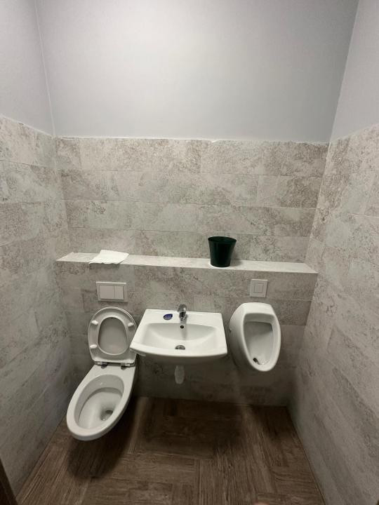 Spatiu comercial de vanzare  ,98 mp , BMW