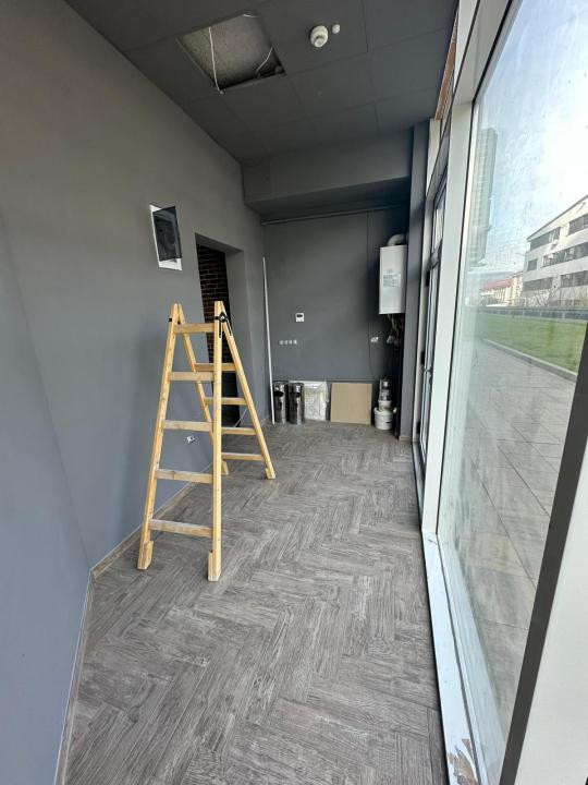 Spatiu comercial de vanzare  ,98 mp , BMW