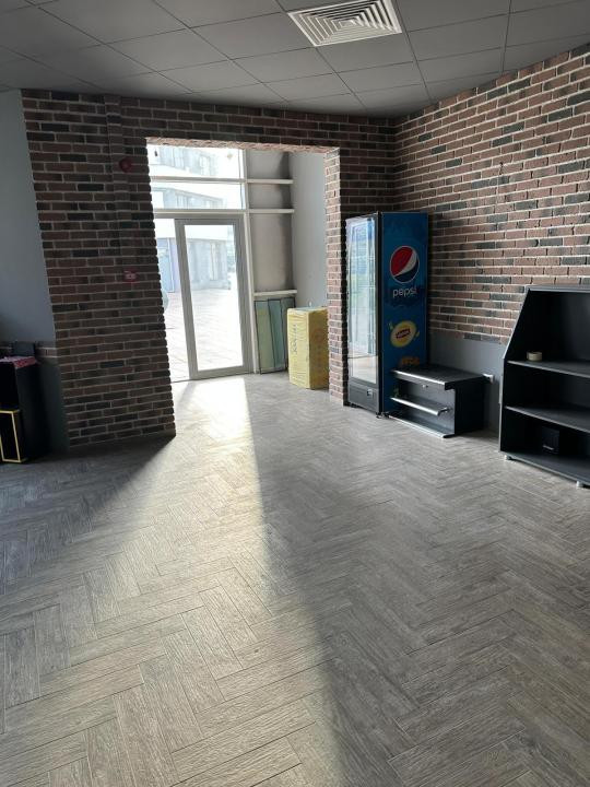 Spatiu comercial de inchiriat  ,98 mp , BMW