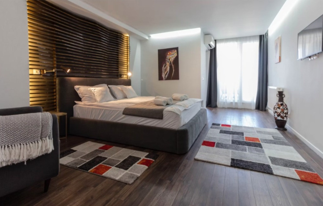 Apartament tip studio, 36mp + 7mp balcon, etaj intermediar, zona West Side