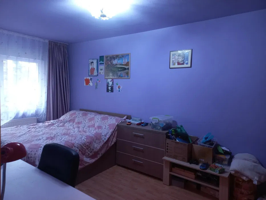 Apartament cu 2 camere, 55 mp, parcare, zona Florilor