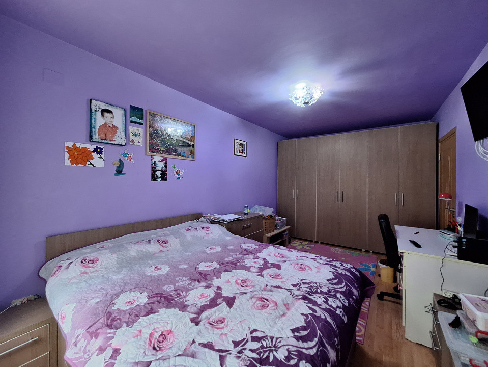 Apartament cu 2 camere, 55 mp, parcare, zona Florilor