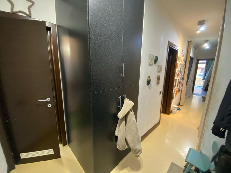 Apartament cu 2 camere, 57 mp, balcon, zona Eroilor