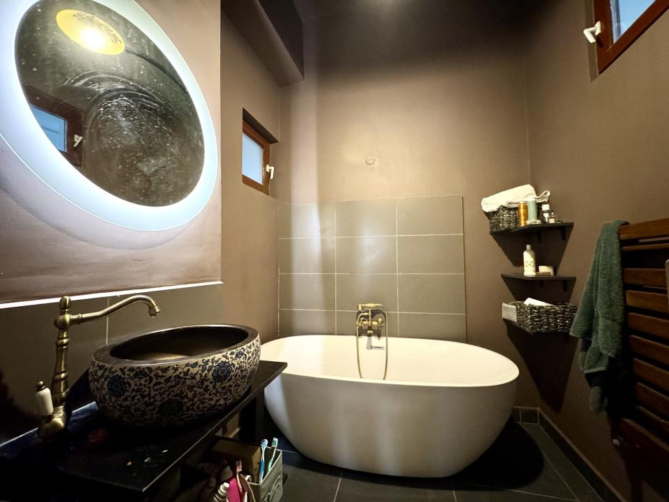 Apartament cu tavan înalt, 71 mp utili, garaj, zona Calea Dorobanților