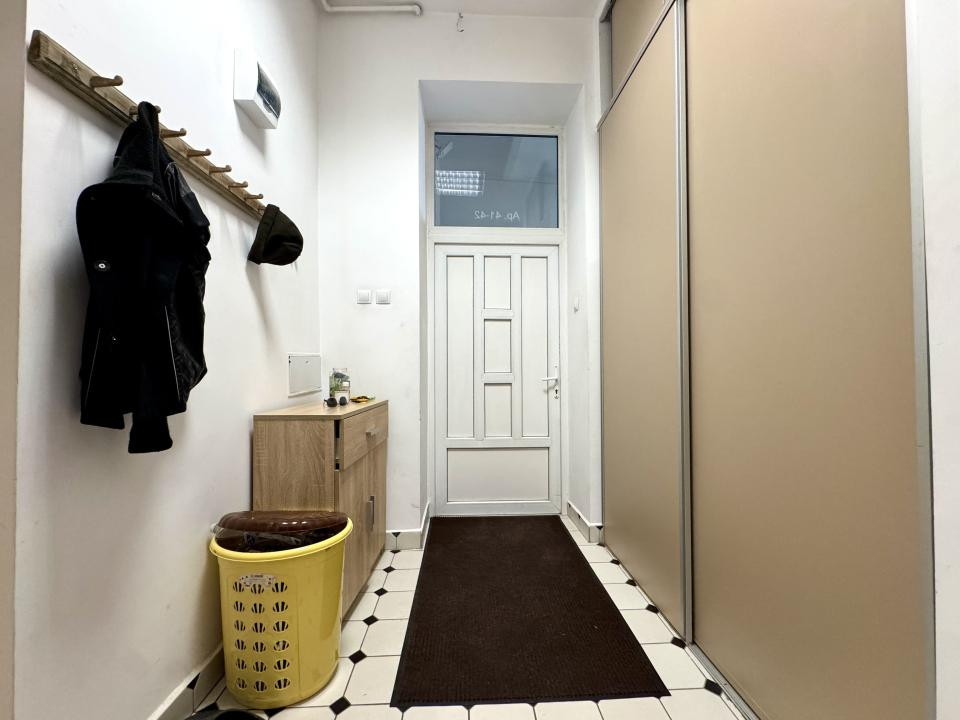 Apartament cu tavan înalt, 71 mp utili, garaj, zona Calea Dorobanților