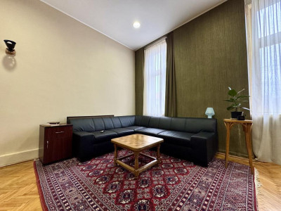 Apartament cu tavan înalt, 71 mp utili, garaj, zona Calea Dorobanților