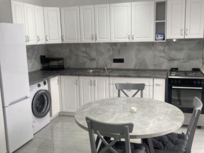 Apartament 2 camere+ terasa 5mp Frunzișului 