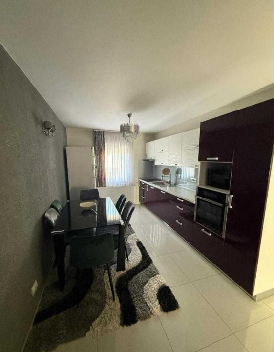 Apartament 3 camere, Decomandat, 67 mp, Parcare, Marasti