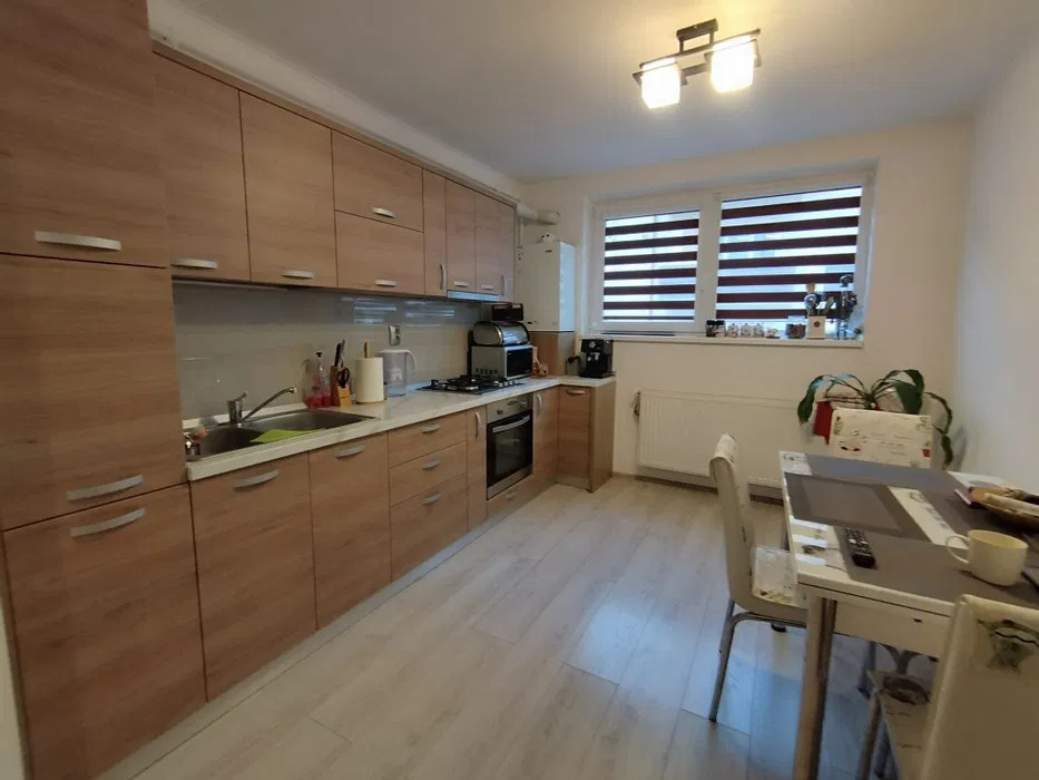 Apartament de 2 camere, 54 mp  , Zona Ioan RUS 