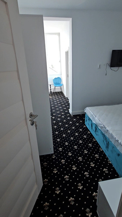 Pensiune cu 12 camere, renovata, Restaurant , Grigorescu 