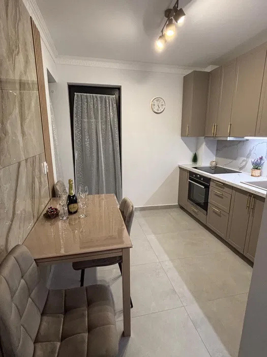 Apartament 2 camere Între Lacuri