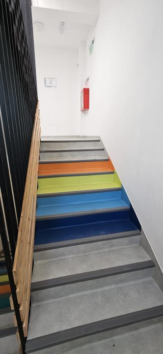 Grădiniță/școală, 480 mp utili, teren 1365 mp, zona Corneliu Coposu