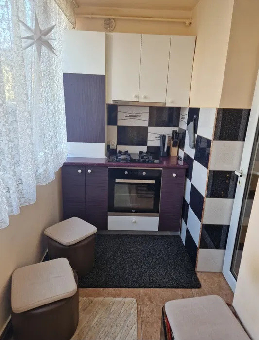 Apartament 3 camere, 58mp, doua parcari si garaj, la cheie, Baciu