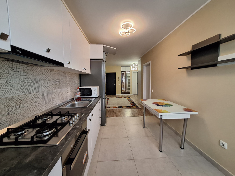 Apartament cu 2 camere, 48,5 mp, parcare, zona Razoare