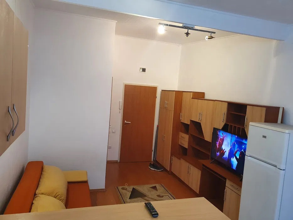 Garsoniera,Dambu Rotund 21mp