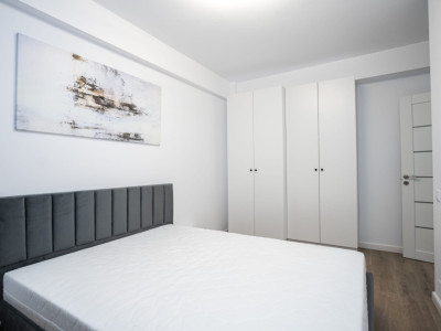 Apartament la prima închiriere,2 camere decomandate +terasa,zona Terra