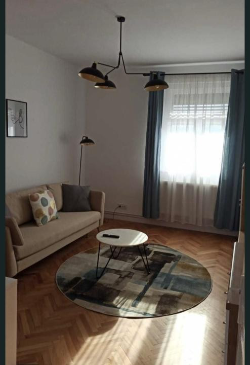 Apartament 2 camere, central, str Dorobantilor 