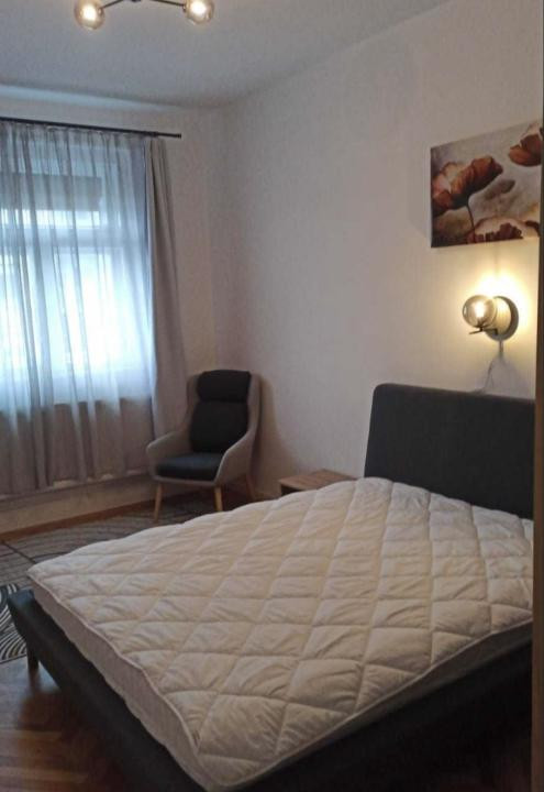 Apartament 2 camere, central, str Dorobantilor 