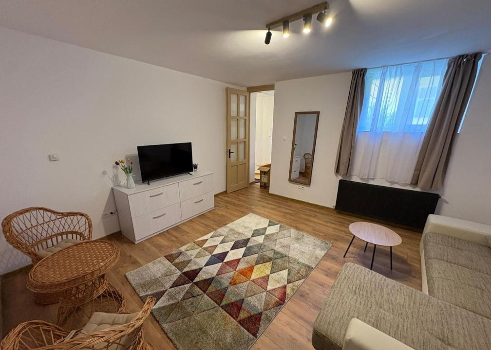 Apartament cu 2 camere 