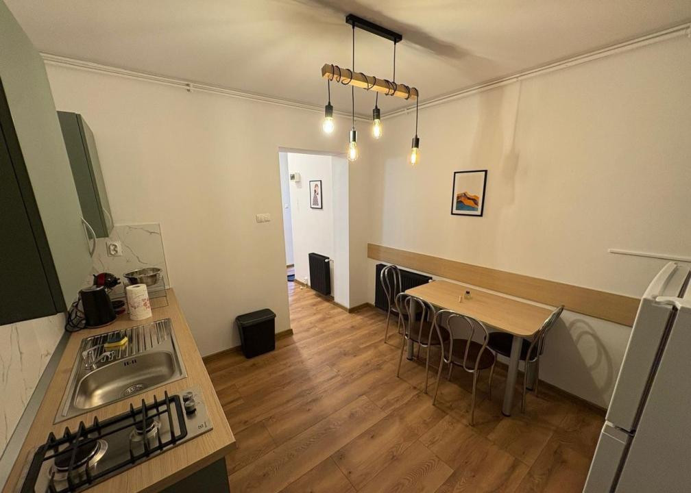 Apartament cu 2 camere 