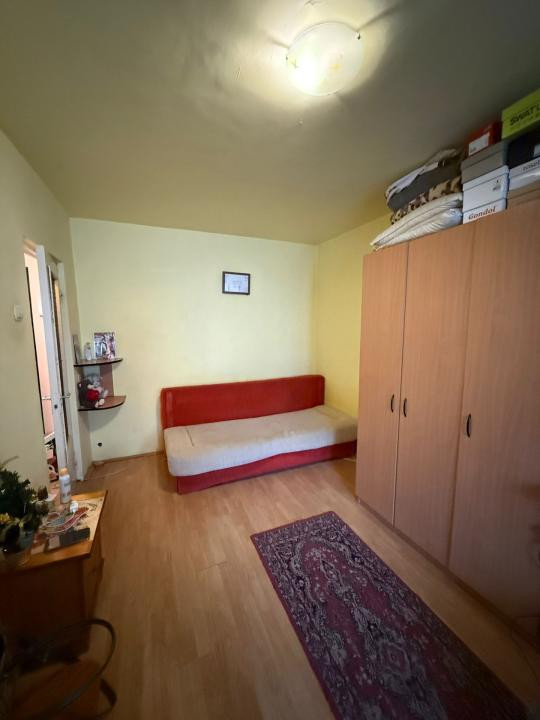 Garsonieră cu o camera, 23 mp , zona Marasti 