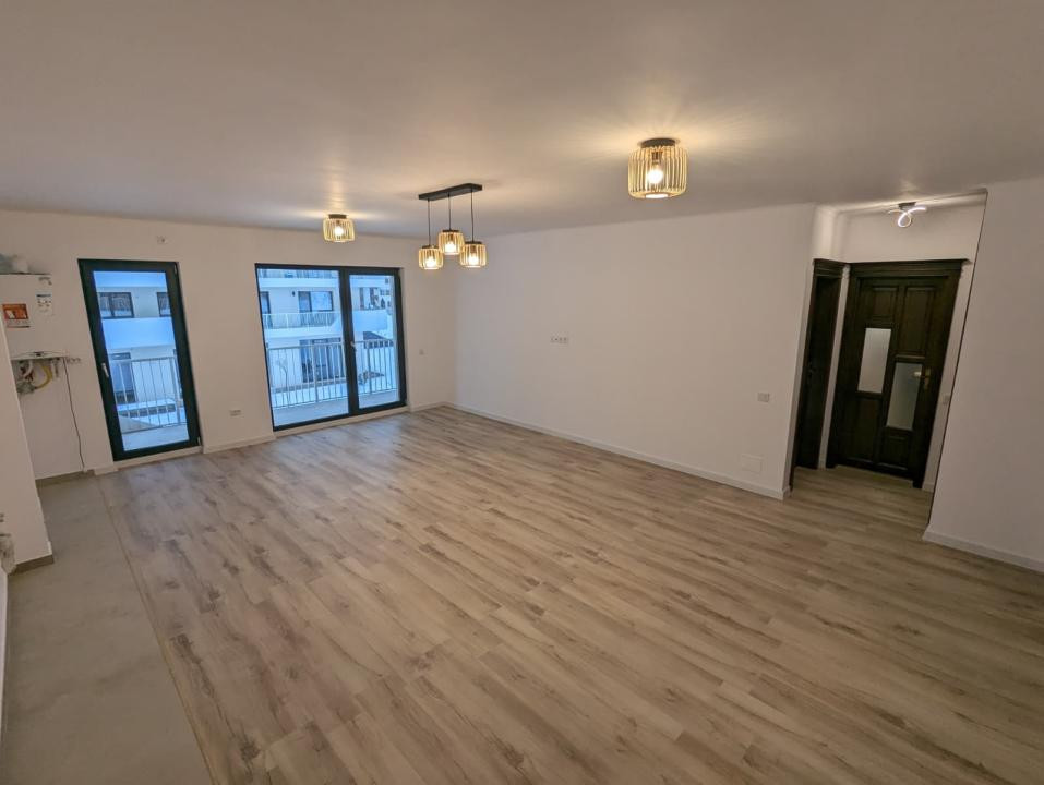 Apartament de 2 camere, 55 mp,terasa,Zona Eroilor