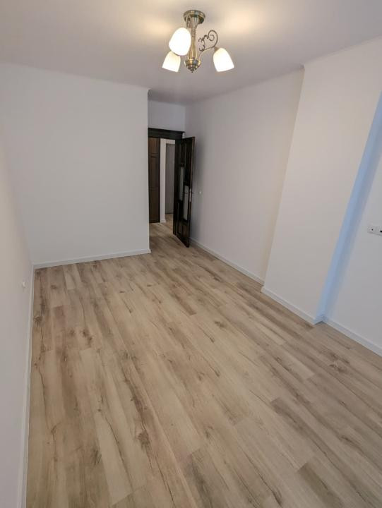 Apartament de 2 camere, 55 mp,terasa,Zona Eroilor