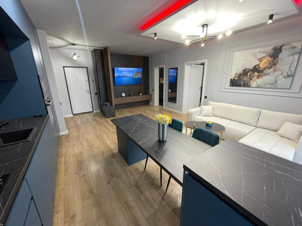 Apartament de 2 camere ultra lux, 50 mp, terasă, zona Eroilor