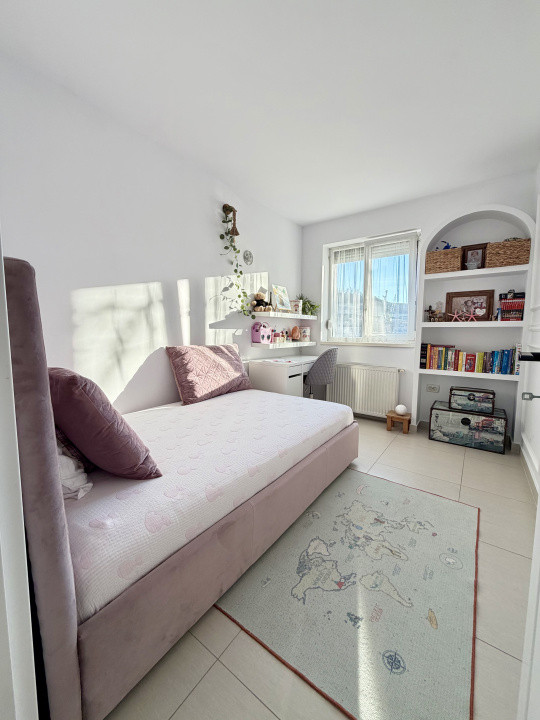 Apartament de 60 mp utili+2 balcoane, etaj 1,parcare,zona Kik