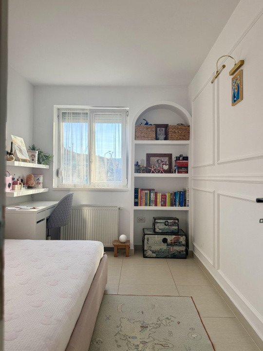 Apartament de 60 mp utili+2 balcoane, etaj 1,parcare,zona Kik