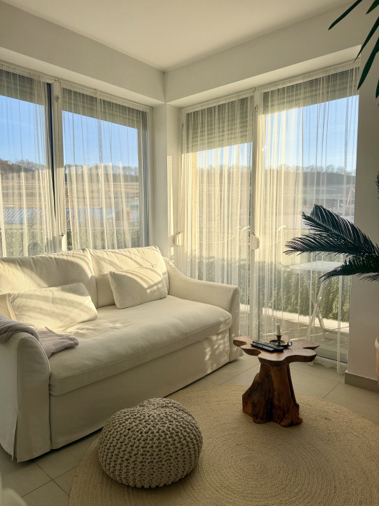 Apartament de 60 mp utili+2 balcoane, etaj 1,parcare,zona Kik