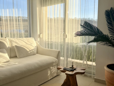 Apartament de 60 mp utili+2 balcoane, etaj 1,parcare,zona Kik