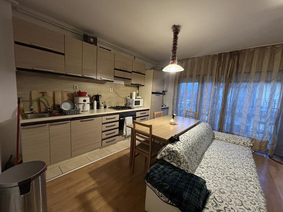 Apartament 2 camere semidecomandate, 45 mp, 2 balcoane, zona Parcul Poligon 