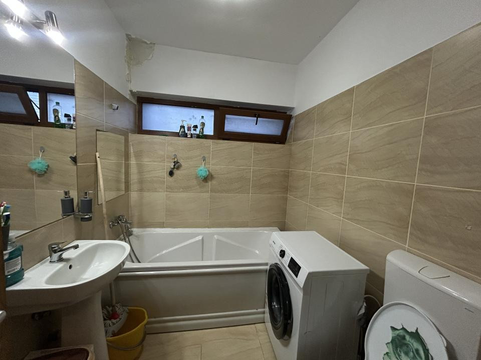 Apartament 2 camere semidecomandate, 45 mp, 2 balcoane, zona Parcul Poligon 