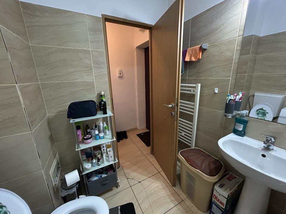 Apartament 2 camere semidecomandate, 45 mp, 2 balcoane, zona Parcul Poligon 