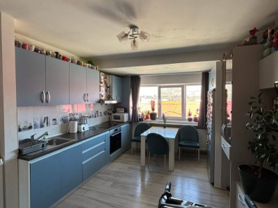 Apartament 2 camere ,zona Ioan Rus,parcare 