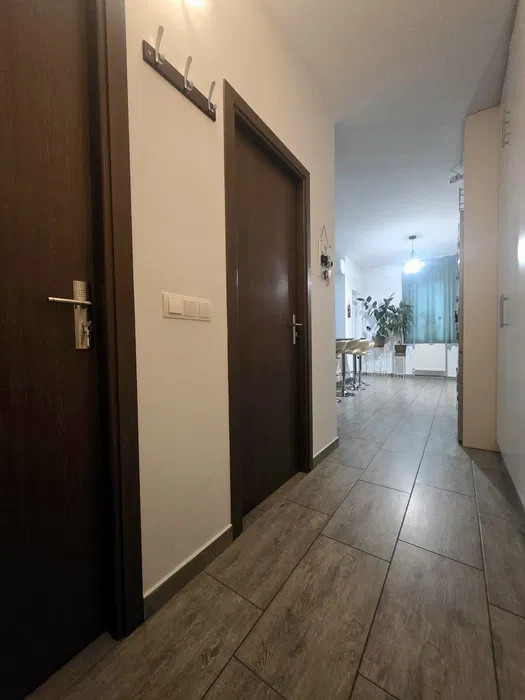 Apartament cu 3 camere, 76 mp, parcare, zona Stadionului