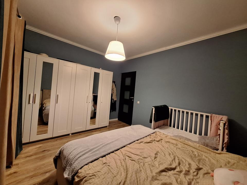 Apartament cu 3 camere, 80 mp, parcare, zona Eroilor
