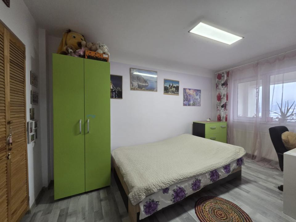 Apartament 3 camere, 76 mp, 2 băi, 2 parcări, etaj intermediar, Baciu