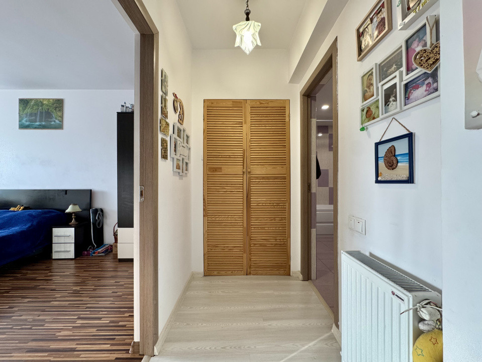 Apartament 3 camere, 76 mp, 2 băi, 2 parcări, etaj intermediar, Baciu