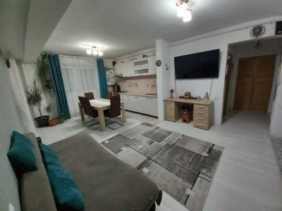 Apartament 3 camere, 76 mp, 2 băi, 2 parcări, etaj intermediar, Baciu
