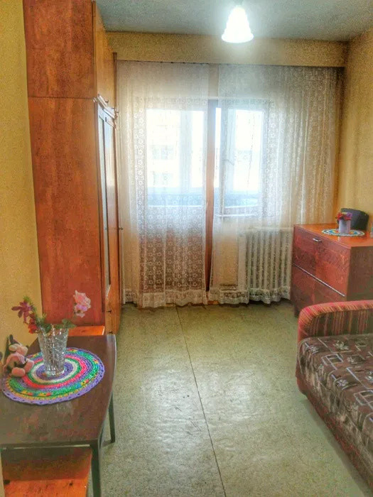 Apartament 4 camere, 2 bai, 82mp, zona Calea Floresti
