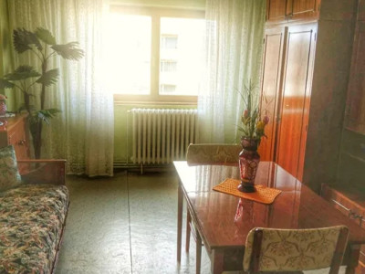 Apartament 4 camere, 2 bai, 82mp, zona Calea Floresti