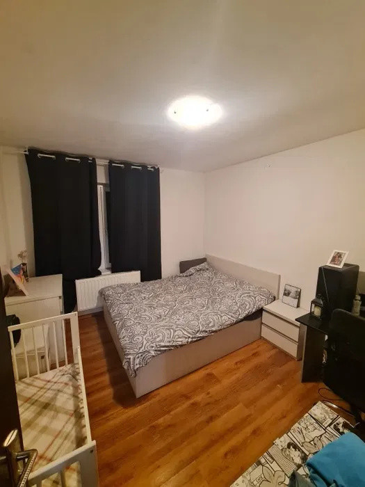 Apartament cu 3 camere, 64 mp, parcare, zona Terra