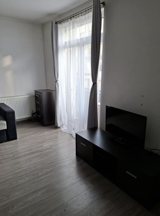 Apartament zona Cetății , parcare, etaj 1
