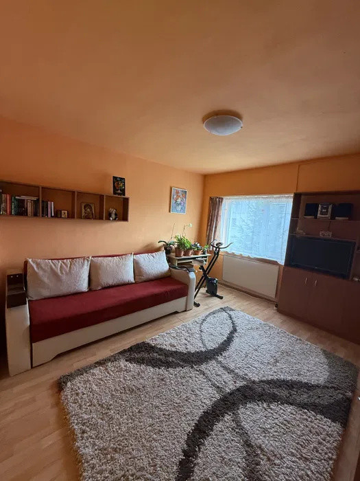  Garsoniera, Cartier Marasti