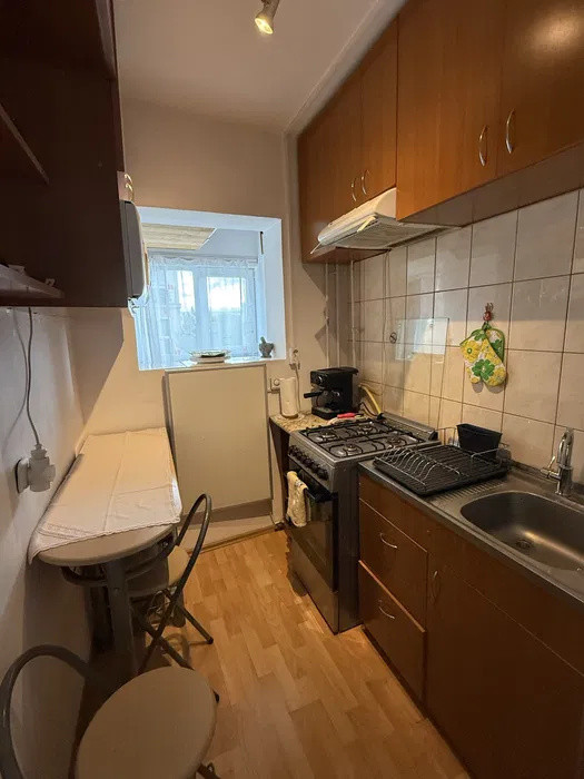  Garsoniera, Cartier Marasti